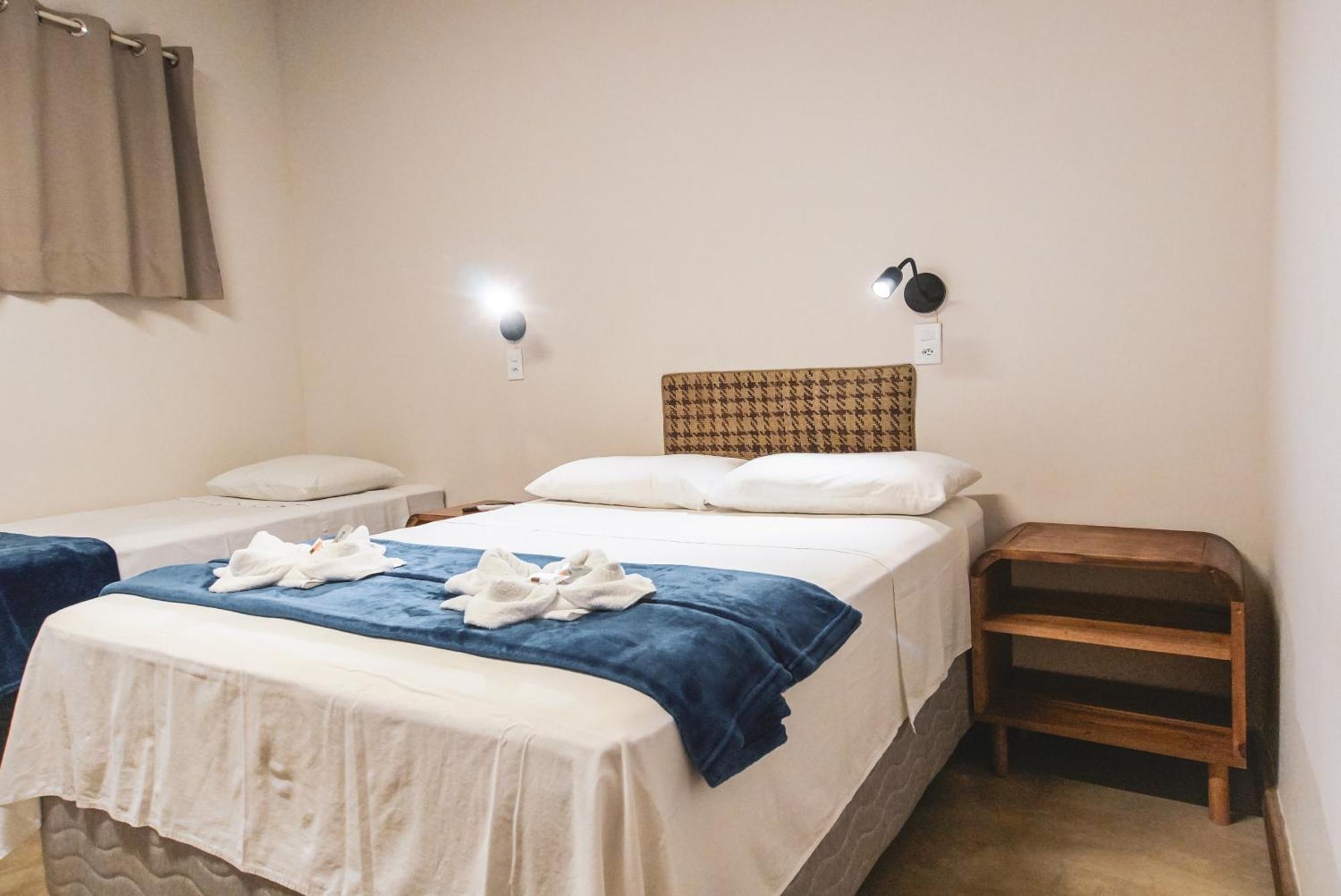 Local Hostel โนโวไอเรา ภายนอก รูปภาพ