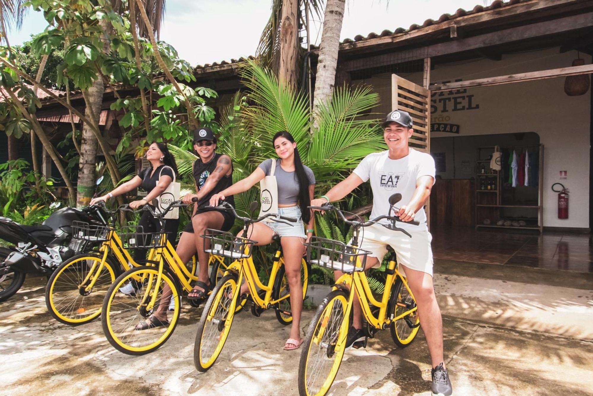 Local Hostel โนโวไอเรา ภายนอก รูปภาพ
