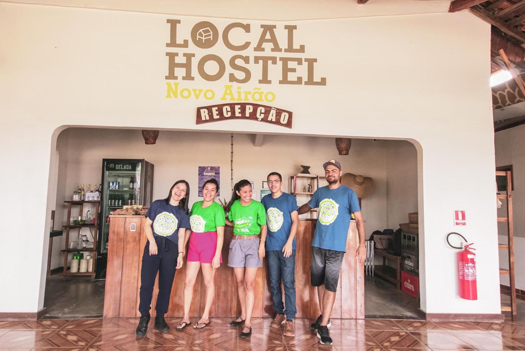 Local Hostel โนโวไอเรา ภายนอก รูปภาพ